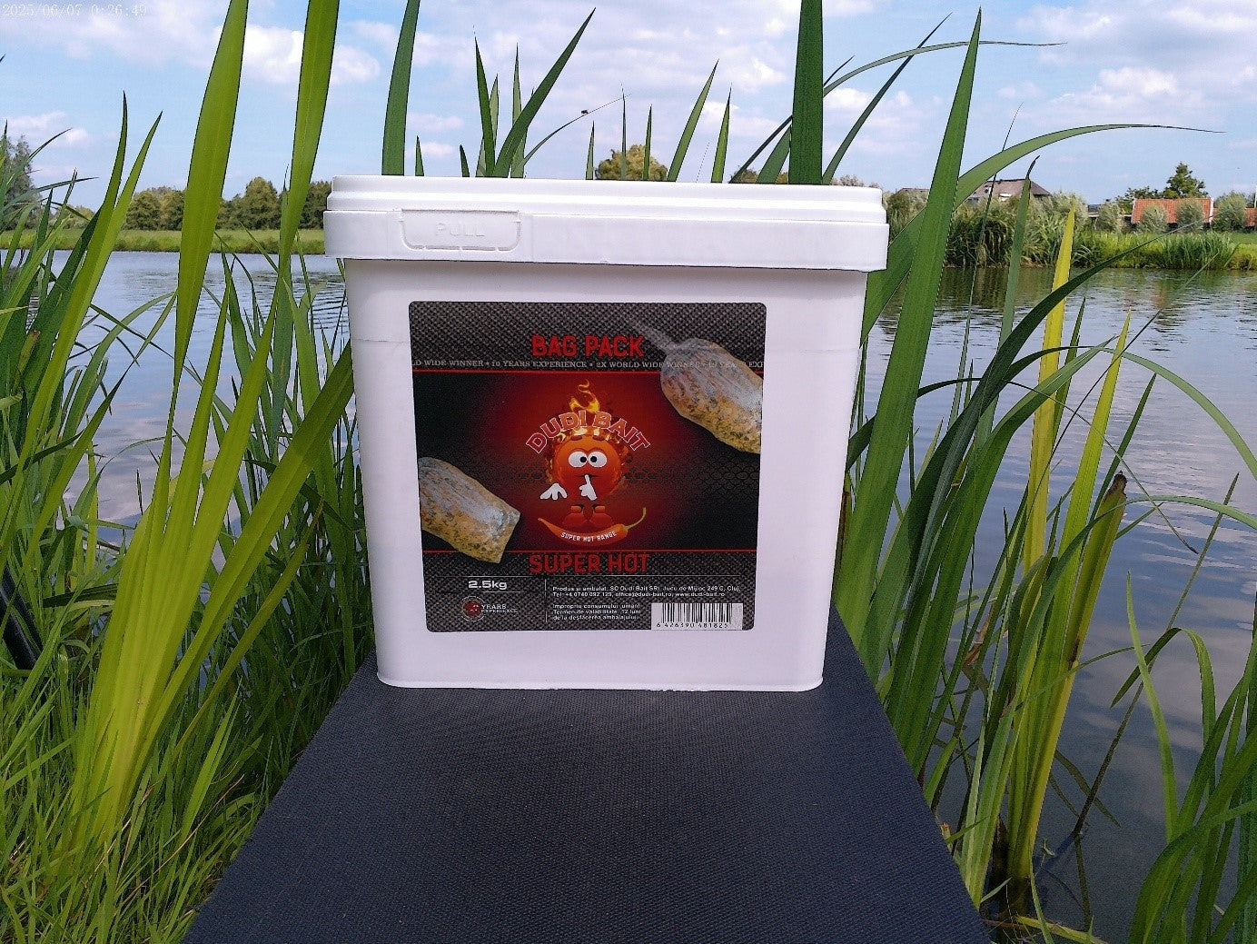 Dudi Bait Mister Red Super Hot Bagmix Pack 2,5 kg (Mix + Liquid)